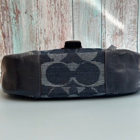 NWT Coach Poppy Denim Hobo 18991 - Sign Canvas and Blue Leather from 2011 - Picture 6 of 14